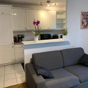 Appartement Lieu De Ressourcement A Robinson, Le Plessis-Robinson